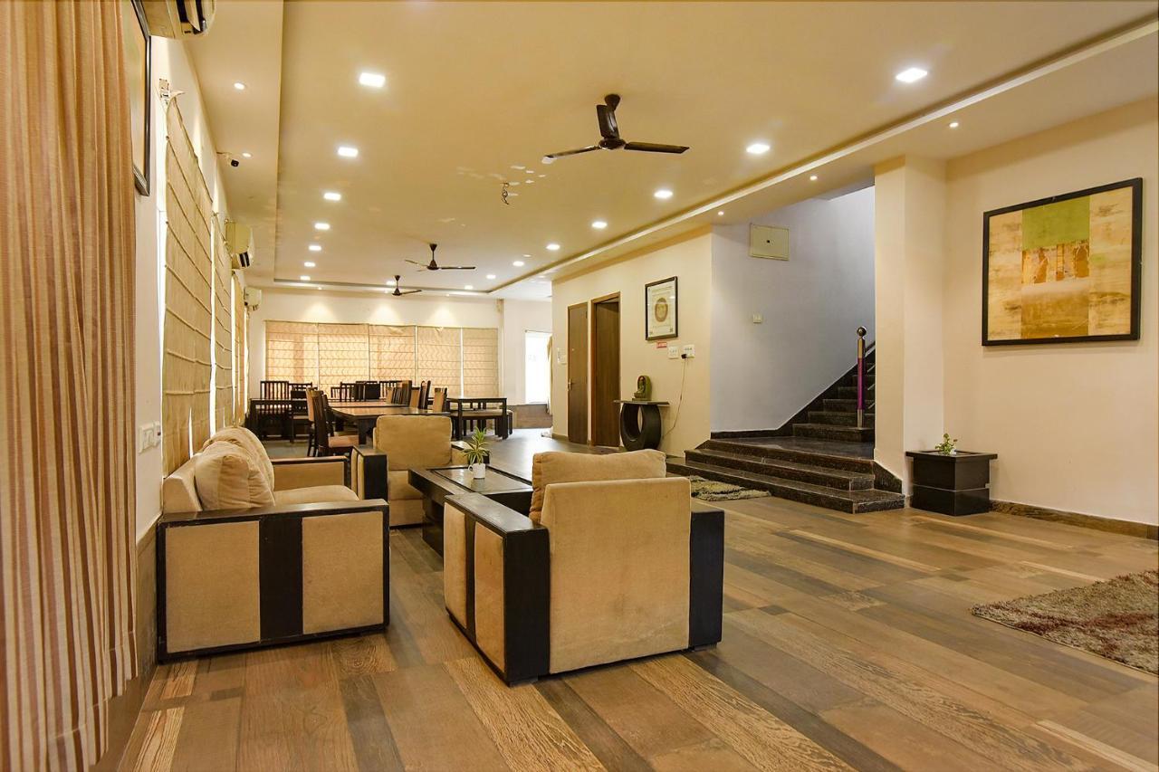 Fabhotel All In One Saltlake - Opp Bj Market Complex Calcutta  Esterno foto