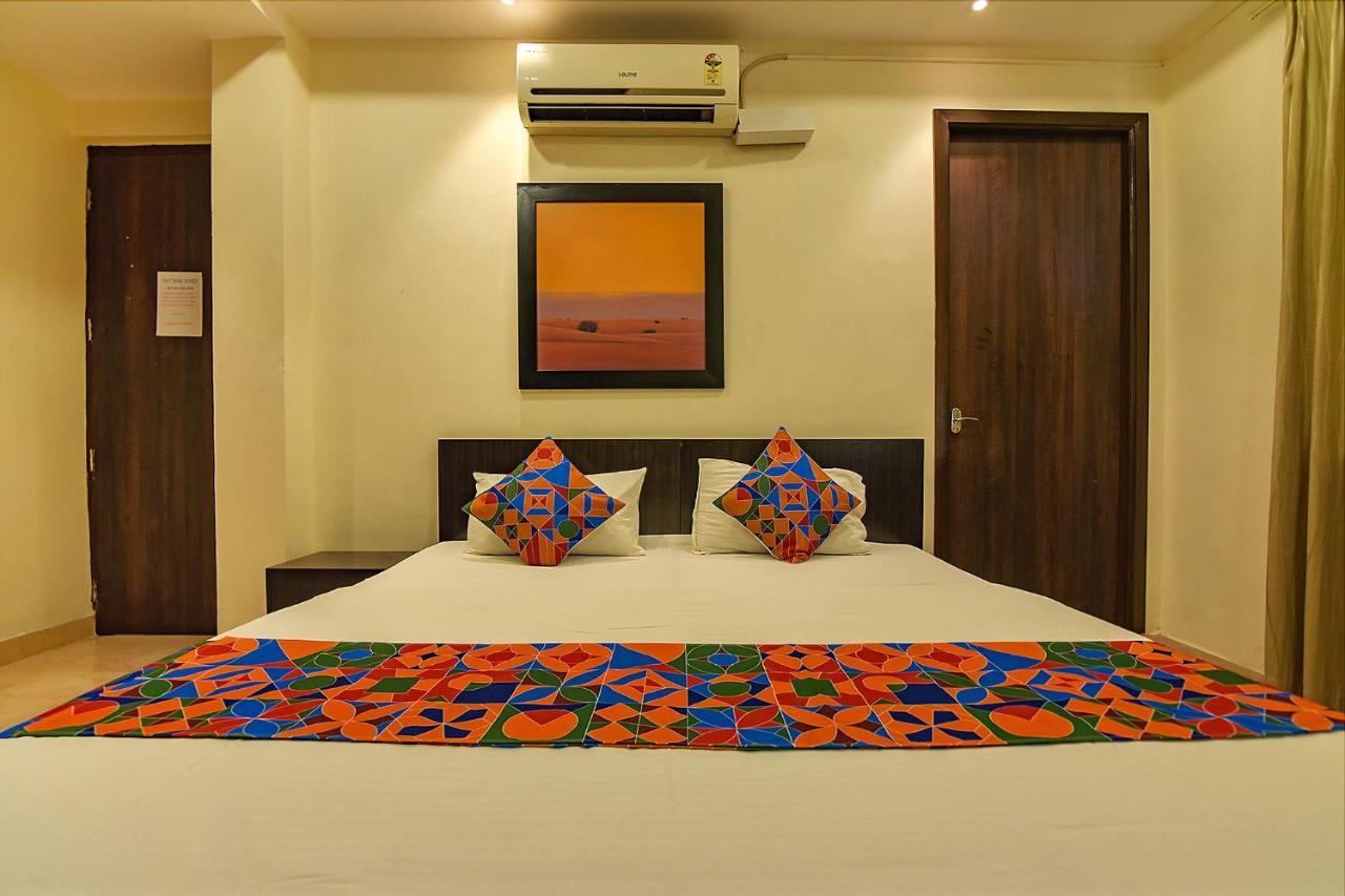 Fabhotel All In One Saltlake - Opp Bj Market Complex Calcutta  Esterno foto